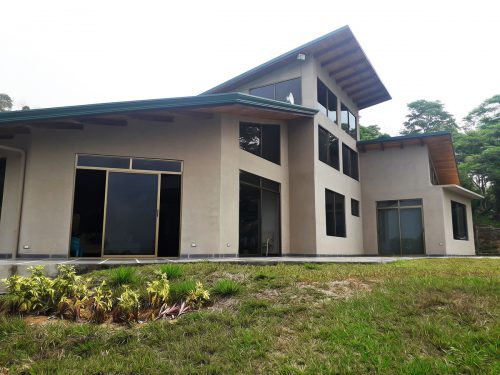 Guzman Arroyo Residence